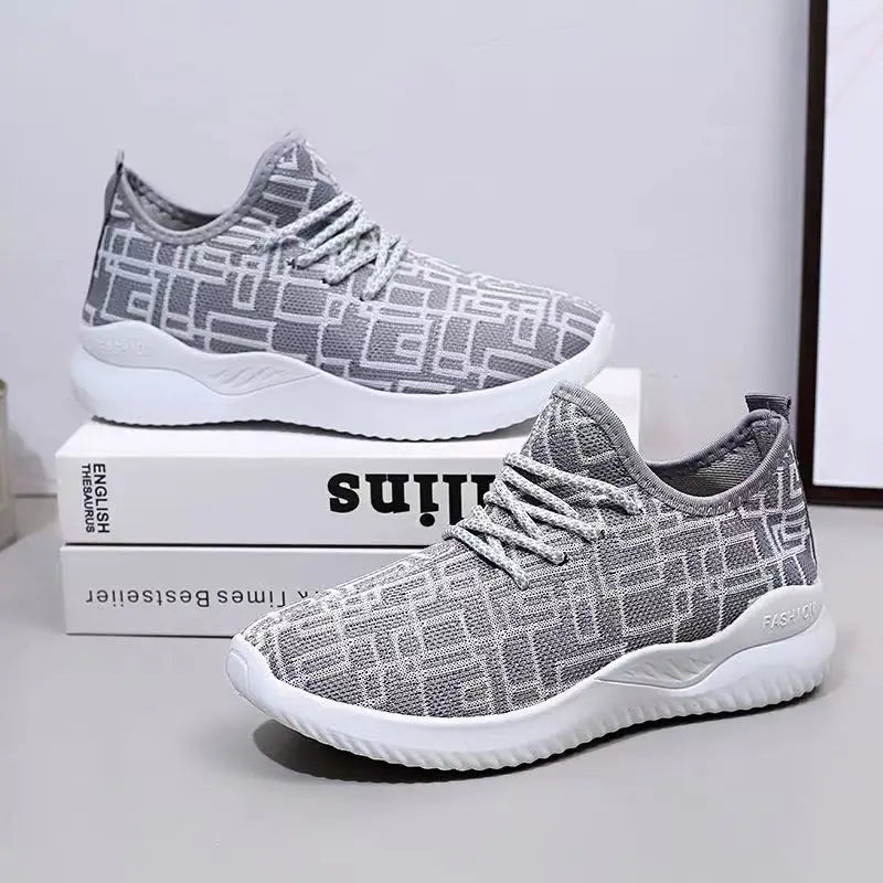 Hongyan Women's Single Thick Sole White Sneakers Autumn Sports Leisure Fashion with Light Weight EVA Insole for Students